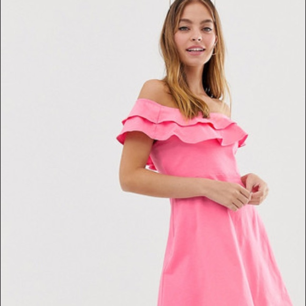 Pink dress